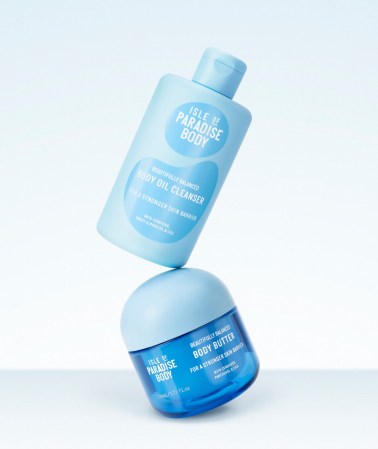 Isle of Paradise Beautifully Balanced Body Oil Cleanser